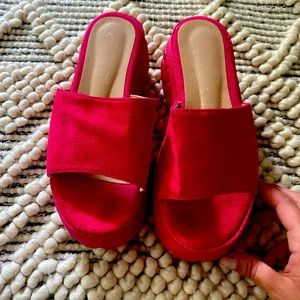 Vintage clogged sandals from Hawaii